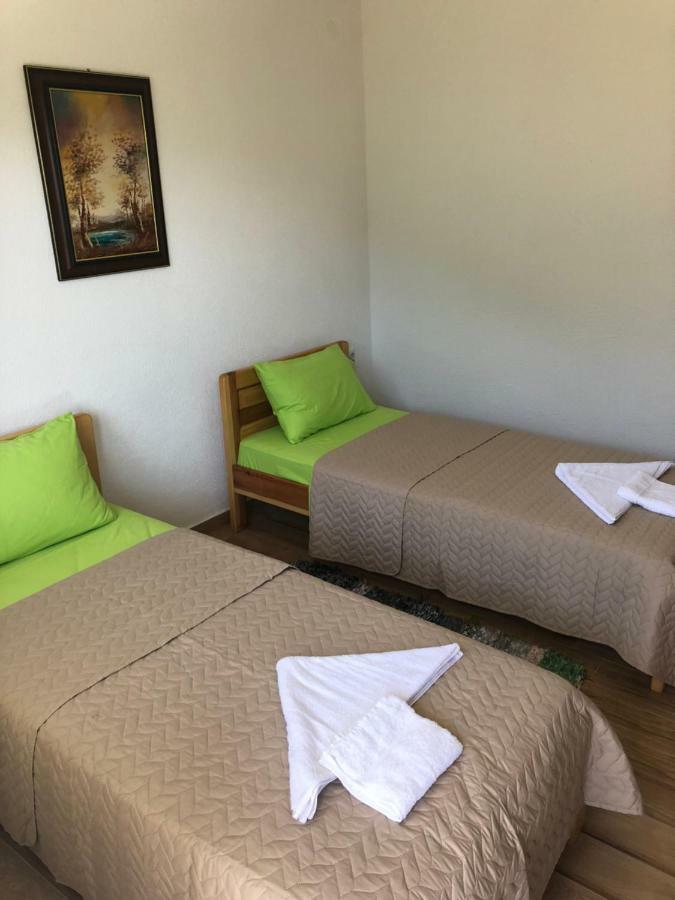 לינה וארוחת בוקר פלאב Visitor Yard מראה חיצוני תמונה